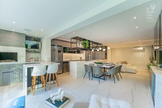 Foto 9 do(a) Apartamento de 3 quartos à venda em Mercês, Curitiba