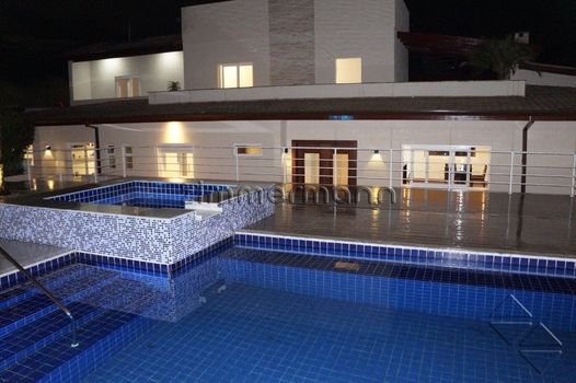 Foto 2 do(a) Casa de 5 quartos à venda em Paraisópolis, São Paulo
