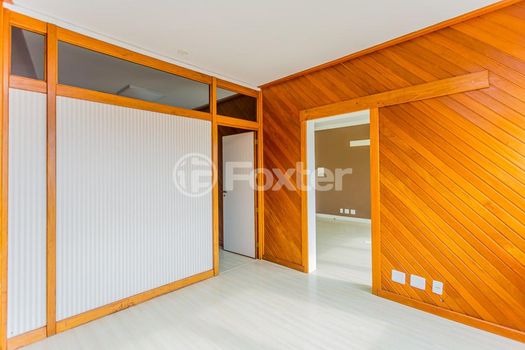 Foto 3 do(a) Sala / Conjunto Comercial false à venda em Azenha, Porto Alegre