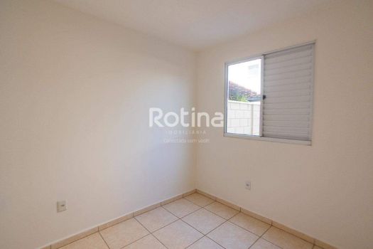 Foto 6 do(a) Apartamento de 2 quartos à venda em Jardim Holanda, Uberlândia