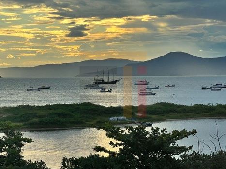 Foto 34 do(a) Apartamento de 2 quartos à venda em Ponta das Canas, Florianópolis