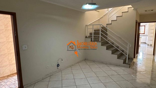Foto 13 do(a) Casa em Condomínio de 3 quartos para alugar em Jardim Santa Cecília, Guarulhos