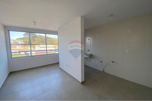 Foto 3 do(a) Apartamento de 2 quartos à venda em Santa Cândida, Curitiba