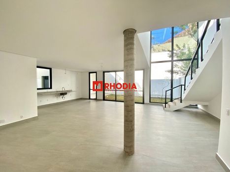 Foto 5 do(a) Casa de 4 quartos à venda em Jardim Prudência, São Paulo