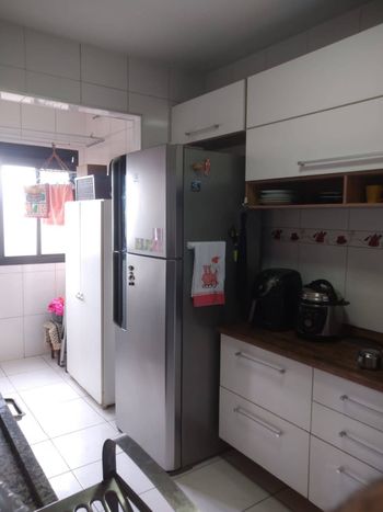 Foto 3 do(a) Apartamento de 3 quartos à venda em Jardim Maria Rosa, Taboão da Serra