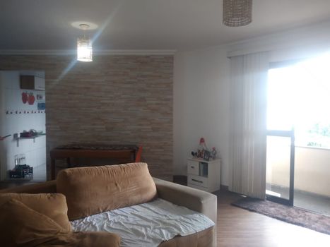 Foto 2 do(a) Apartamento de 3 quartos à venda em Jardim Maria Rosa, Taboão da Serra