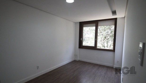 Foto 2 do(a) Flat de 3 quartos à venda em Cavalhada, Porto Alegre