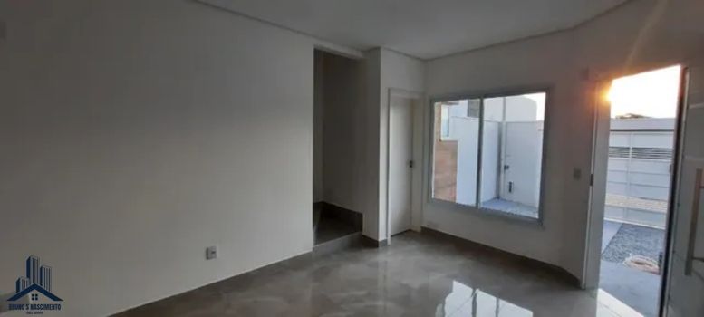 Foto 4 do(a) Casa de 3 quartos à venda em Chácara Roselândia, Cotia