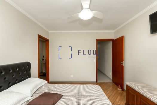 Foto 5 do(a) Casa de 4 quartos à venda em Jardim Cidália, São Paulo
