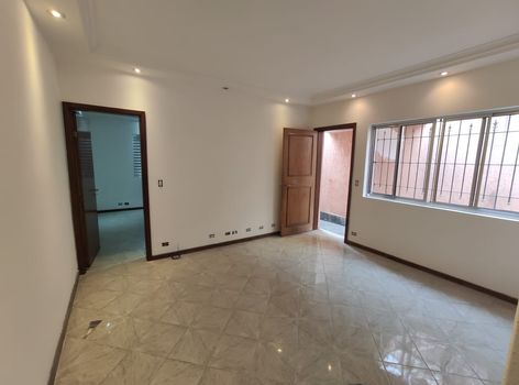 Foto 1 do(a) Casa de 2 quartos à venda em Remédios, Osasco