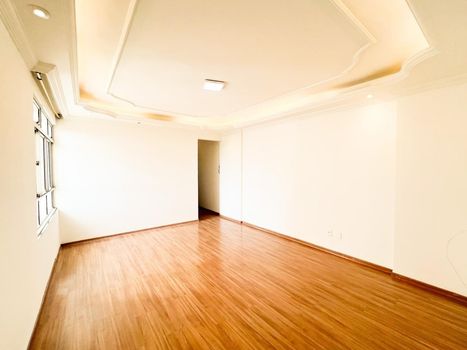 Foto 2 do(a) Apartamento de 4 quartos à venda em Conjunto Califórnia, Belo Horizonte