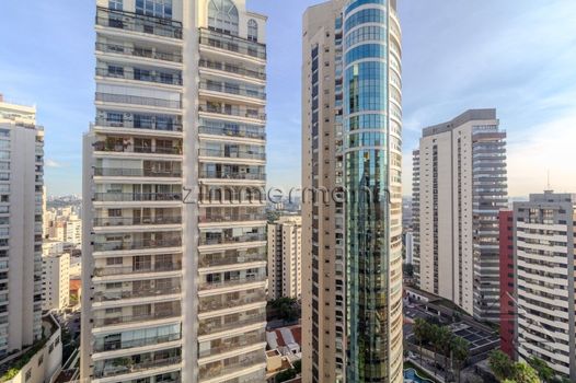 Foto 3 do(a) Apartamento de 3 quartos à venda em Alto da Lapa, São Paulo