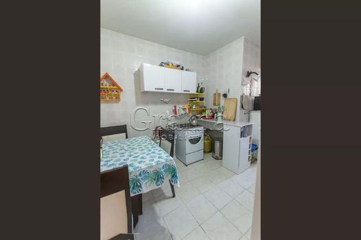 Foto 6 do(a) Apartamento de 2 quartos à venda em Santana, Porto Alegre