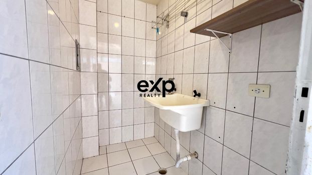Foto 11 do(a) Casa em Condomínio de 5 quartos à venda em Boa Vista, Curitiba