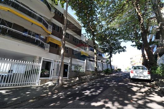 Foto 3 do(a) Apartamento de 3 quartos à venda em Jardim Guanabara, Rio de Janeiro
