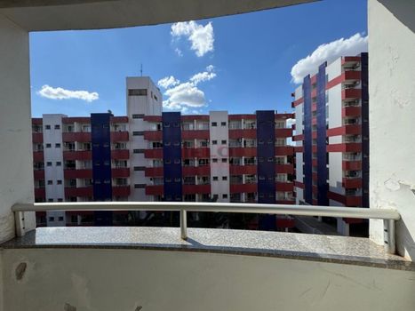 Foto 5 do(a) Apartamento de 1 quartos à venda em Zona 08, Maringá