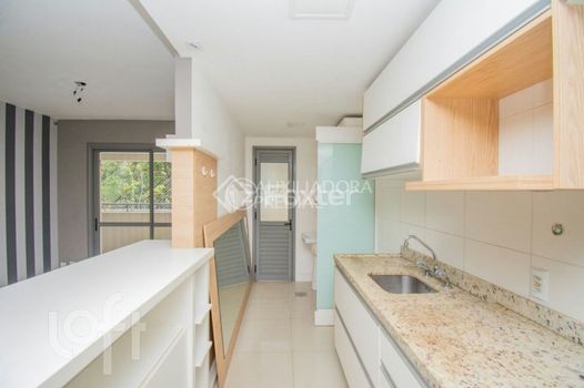 Foto 5 do(a) Apartamento de 1 quartos à venda em Três Figueiras, Porto Alegre