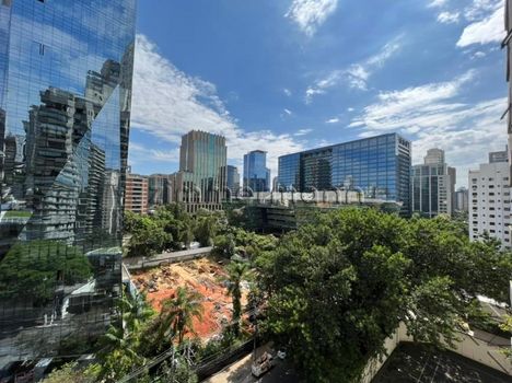Foto 7 do(a) Apartamento de 4 quartos à venda em Itaim Bibi, São Paulo