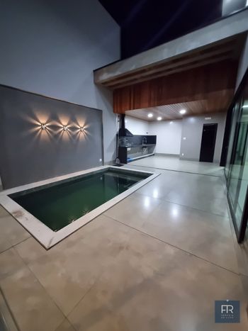 Foto 3 do(a) Casa em Condomínio de 3 quartos à venda em Alto Umuarama, Uberlândia