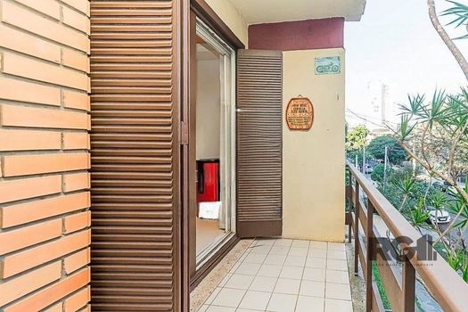 Foto 3 do(a) Apartamento de 3 quartos à venda em Bela Vista, Porto Alegre