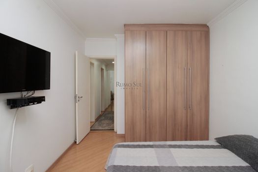 Foto 14 do(a) Apartamento de 3 quartos à venda em Jardim Londrina, São Paulo