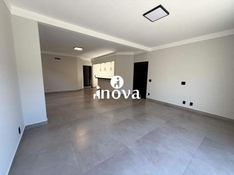 Foto 4 do(a) Casa de 3 quartos à venda em Olinda, Uberaba