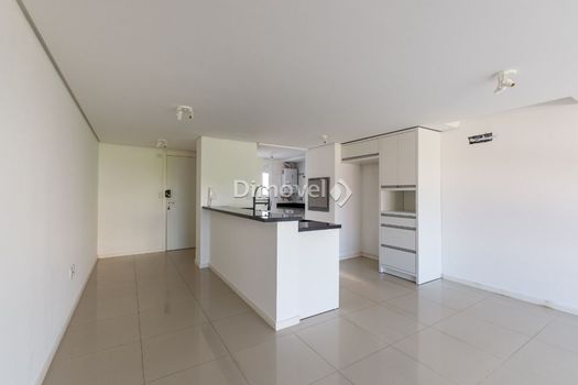 Foto 7 do(a) Apartamento de 3 quartos à venda em Camaquã, Porto Alegre