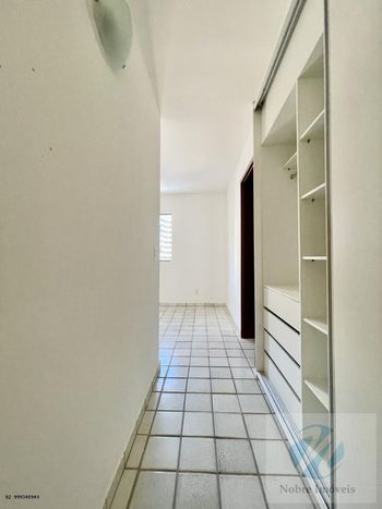 Foto 12 do(a) Apartamento de 3 quartos à venda em Ponta Verde, Maceió