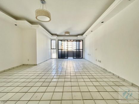 Foto 7 do(a) Apartamento de 3 quartos à venda em Ponta Verde, Maceió