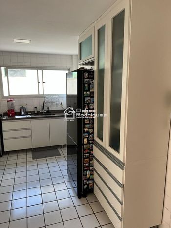Foto 5 do(a) Apartamento de 4 quartos à venda em Praia do Morro, Guarapari