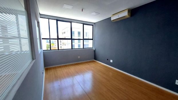 Foto 1 do(a) Sala / Conjunto Comercial false à venda em Jardim Bela Vista, Santo André