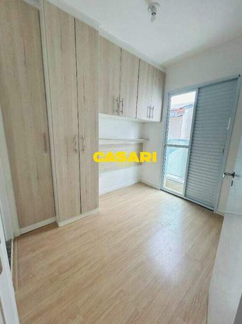 Foto 4 do(a) Cobertura de 2 quartos à venda em Vila Scarpelli, Santo André