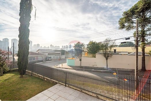 Foto 45 do(a) Casa de 7 quartos à venda em Jardim Botânico, Curitiba