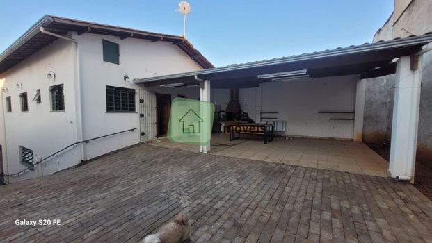 Foto 20 do(a) Casa de 3 quartos à venda em Parque São José, Belo Horizonte