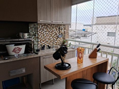 Foto 1 do(a) Apartamento de 3 quartos à venda em Vila Bertioga, São Paulo