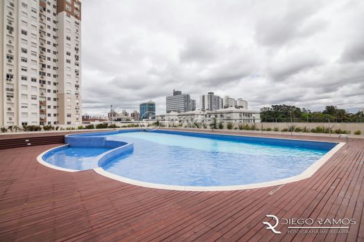 Foto 26 do(a) Apartamento de 3 quartos à venda em Vila Ipiranga, Porto Alegre