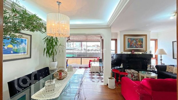 Foto 2 do(a) Apartamento de 3 quartos à venda em Petrópolis, Porto Alegre