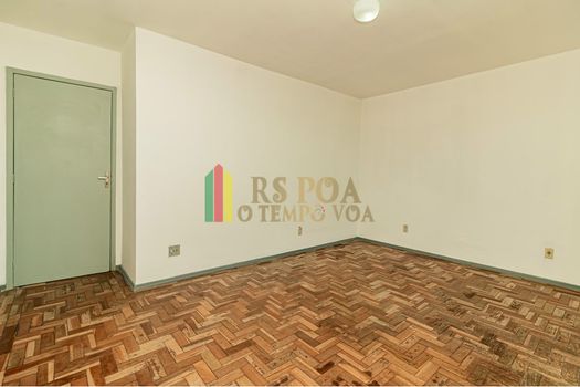 Foto 6 do(a) Apartamento de 1 quartos à venda em Santa Maria Goretti, Porto Alegre