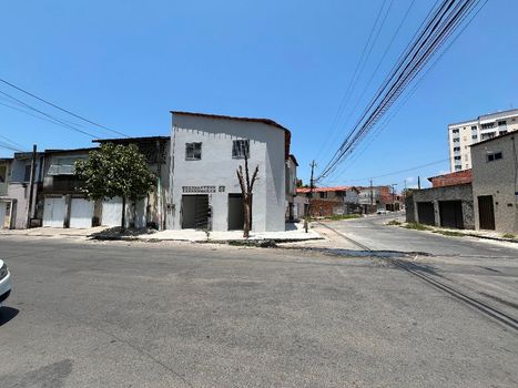 Foto 5 do(a) Edifício Inteiro false à venda em Maraponga, Fortaleza