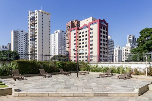 Foto 40 do(a) Apartamento de 4 quartos à venda em Vila Nova Conceição, São Paulo