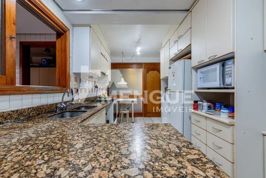 Foto 18 do(a) Apartamento de 3 quartos à venda em Petrópolis, Porto Alegre