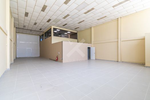Foto 1 do(a) Galpão / Depósito / Armazém / Pavilhão false à venda em São Geraldo, Porto Alegre
