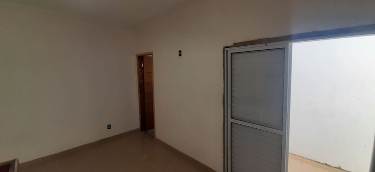 Foto 3 do(a) Casa de 3 quartos à venda em Jardim Santa Cruz, Mogi Guaçu