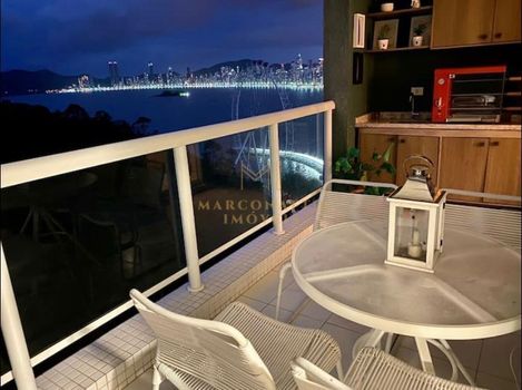 Foto 3 do(a) Apartamento de 1 quartos à venda em Pioneiros, Balneário Camboriú