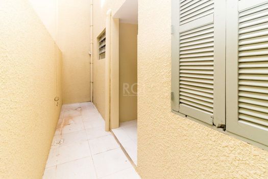Foto 3 do(a) Flat de 3 quartos à venda em Bom Jesus, Porto Alegre