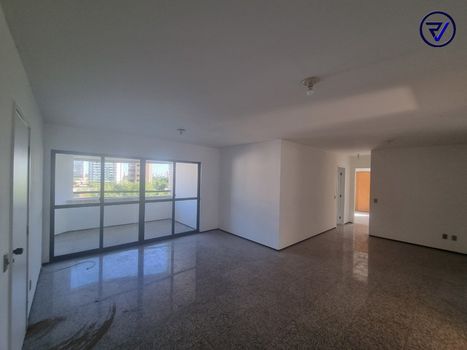 Foto 2 do(a) Apartamento de 3 quartos à venda em Cocó, Fortaleza