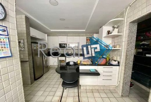 Foto 31 do(a) Cobertura de 4 quartos à venda em Leblon, Rio de Janeiro