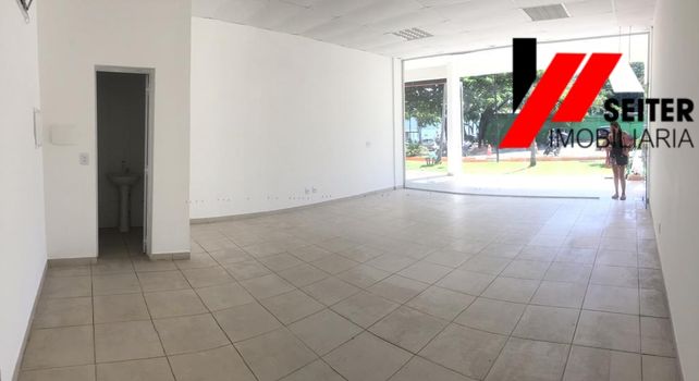 Foto 6 do(a) Loja false para alugar em Lagoa da Conceição, Florianópolis