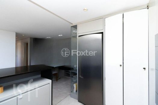 Foto 5 do(a) Apartamento de 2 quartos à venda em Santana, Porto Alegre