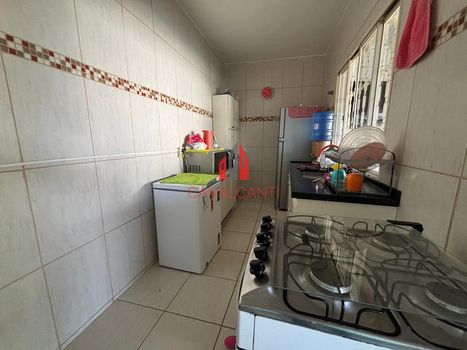 Foto 2 do(a) Casa de 2 quartos à venda em Bom Pastor, Varginha